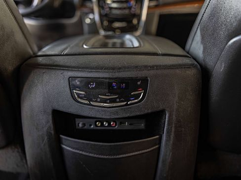 Used 2016 Cadillac Escalade ESV Premium image 37