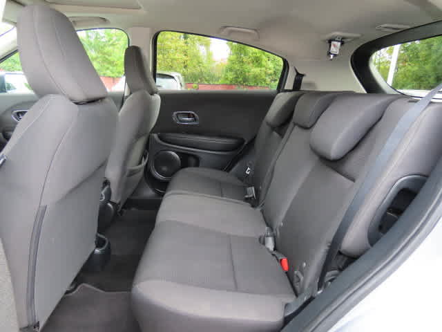 Used 2021 Honda HR-V EX image 12