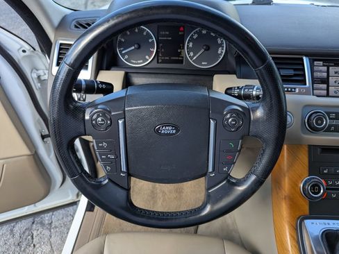 Used 2013 Land Rover Range Rover Sport HSE AWD/4WD image 15