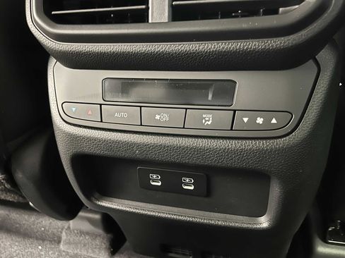 New 2026 Honda Pilot Touring image 25