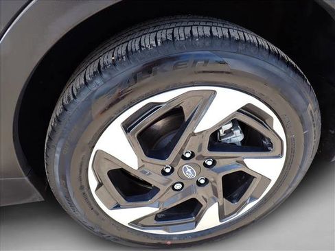Used 2024 Subaru Crosstrek 2.5i Limited AWD/4WD image 7