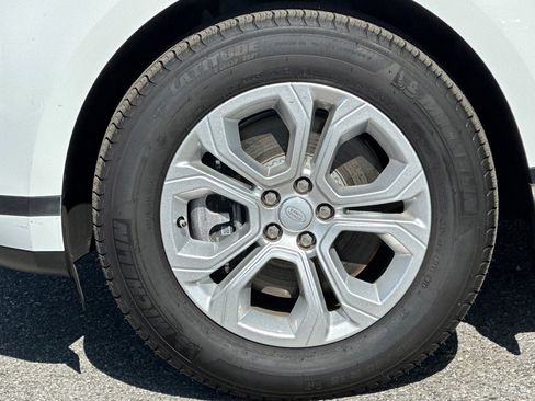 Certified 2023 Land Rover Range Rover Evoque S image 13