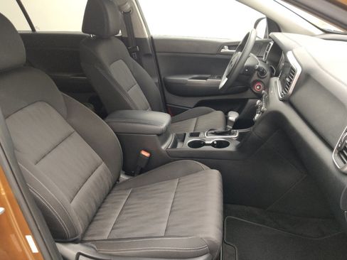 Used 2020 Kia Sportage LX FWD image 21