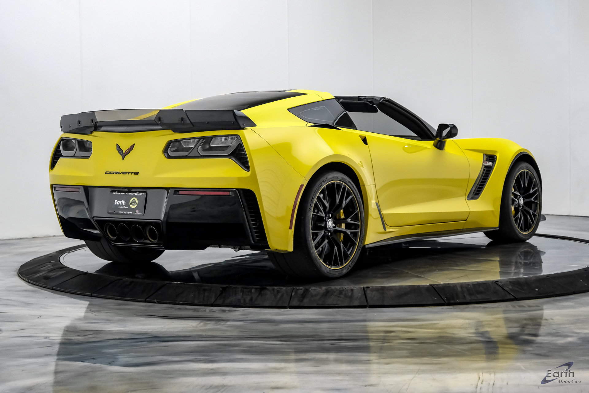 Used 2016 Chevrolet Corvette Z06 w/ C7.r Special Edition RWD image 19