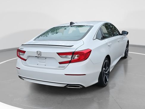 Used 2022 Honda Accord Sport image 5