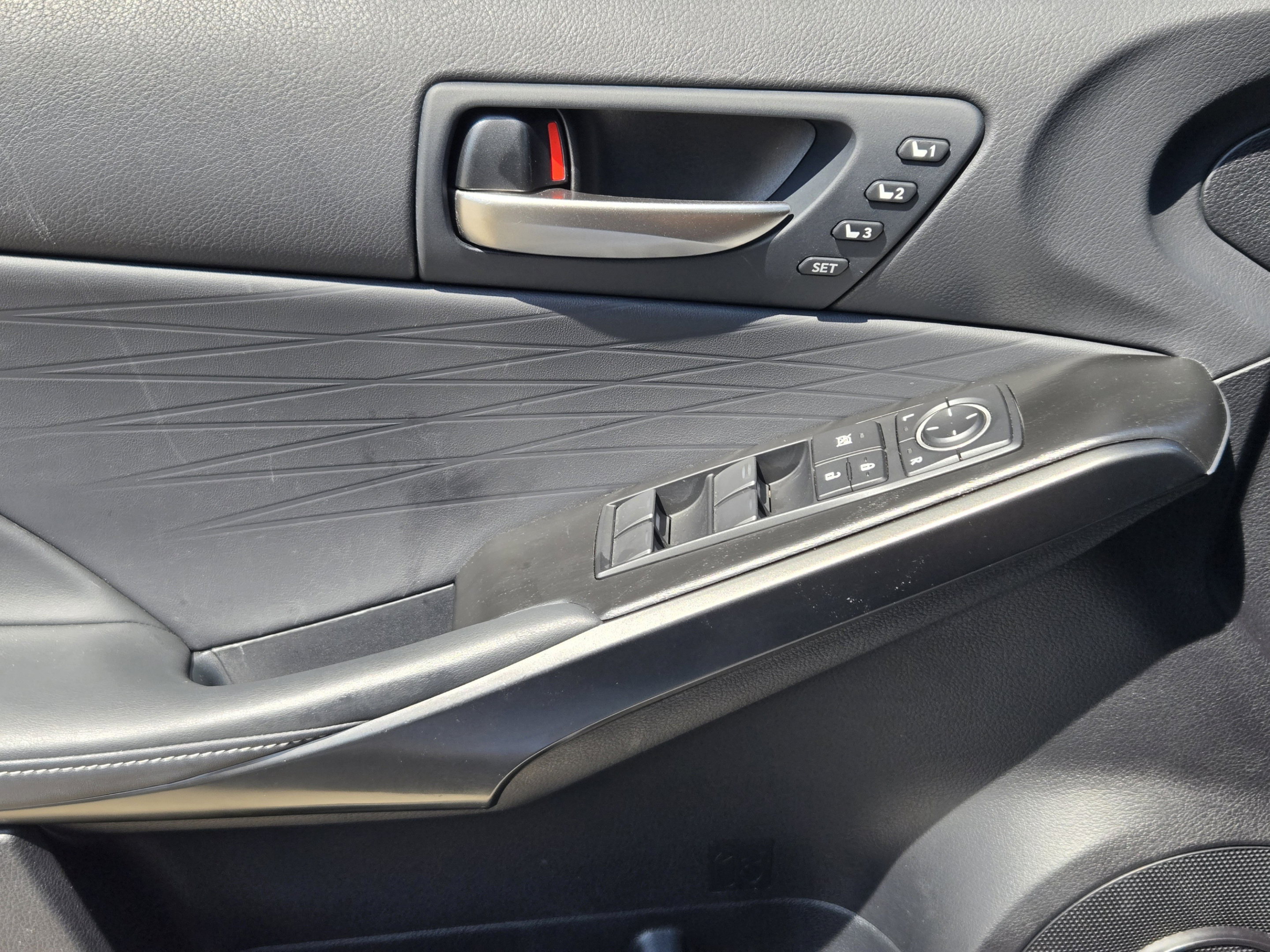 Used 2023 Lexus IS 300 w/ Premium Package RWD image 19