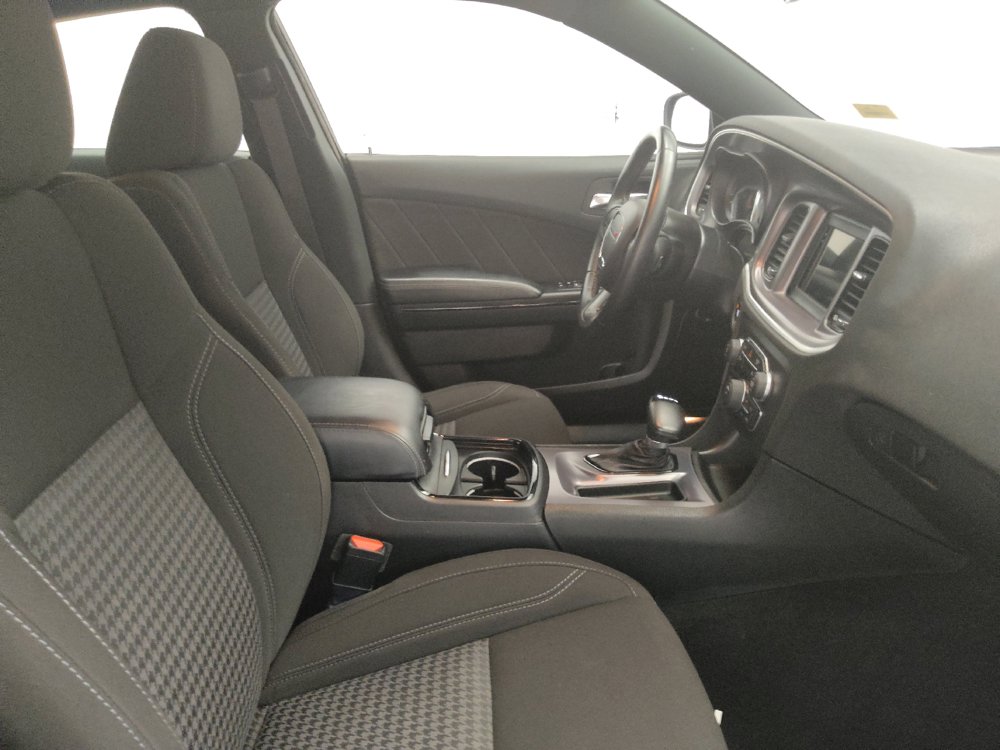 Used 2021 Dodge Charger SXT w/ Blacktop Package RWD image 21