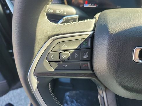 New 2025 Jeep Grand Cherokee L Limited image 24