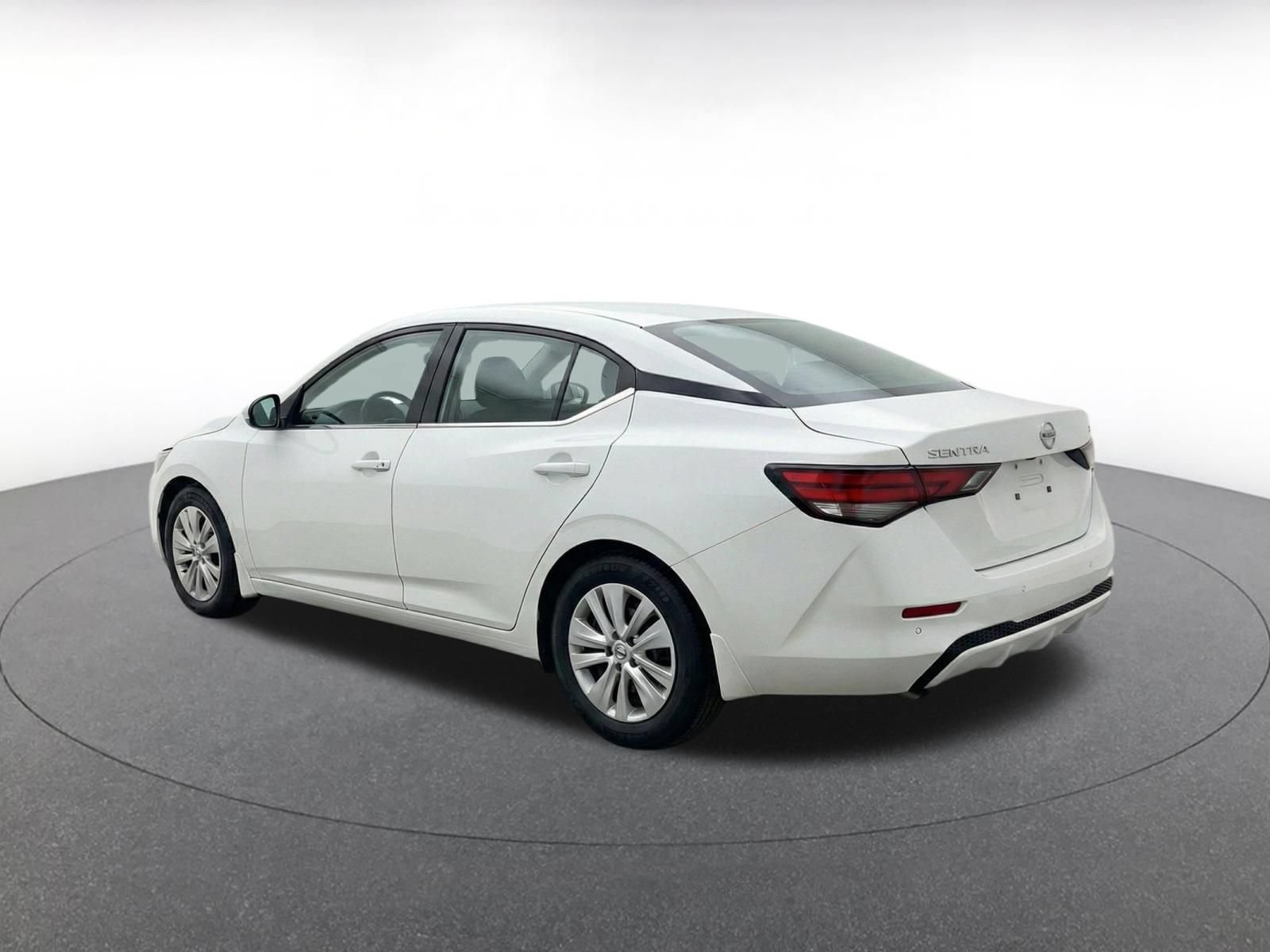 Used 2025 Nissan Sentra S FWD image 6