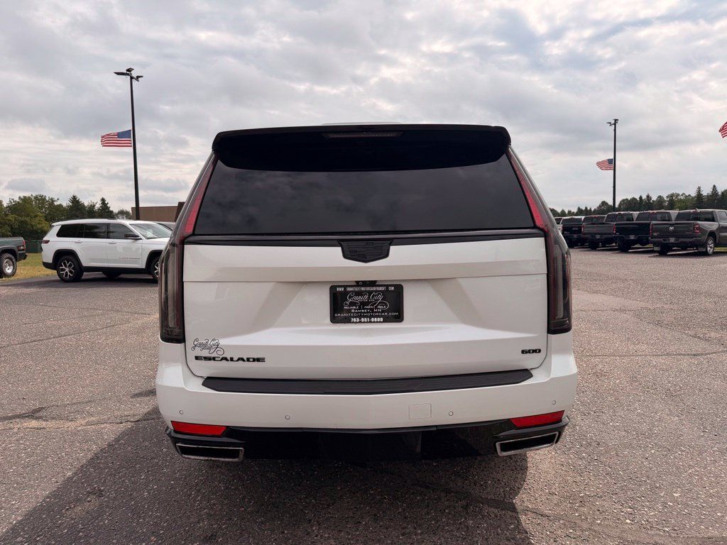 Used 2021 Cadillac Escalade Premium Luxury Platinum AWD/4WD image 6