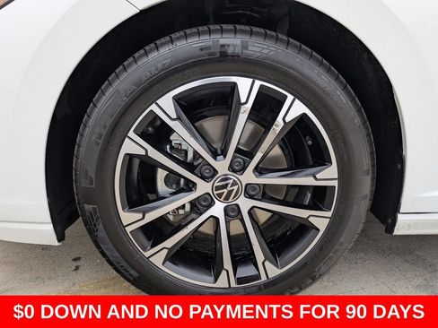 Used 2025 Volkswagen Jetta Sport FWD image 31