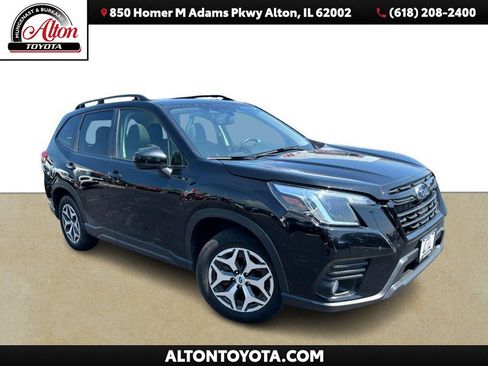 Used 2023 Subaru Forester Premium w/ Popular Package #1 AWD/4WD image 1