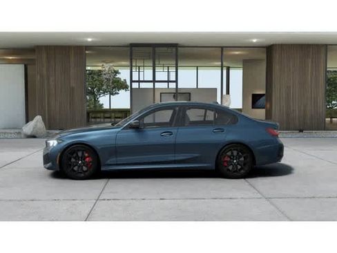 New 2026 BMW 330i xDrive Sedan w/ M Sport Package AWD/4WD image 4