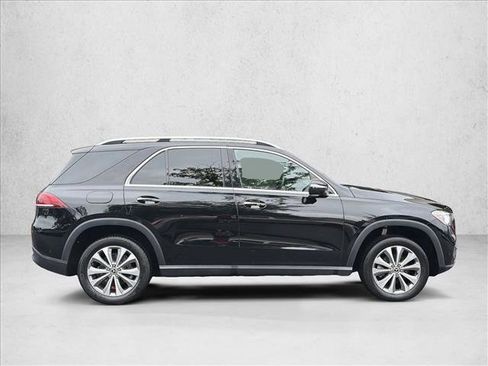 Used 2021 Mercedes-Benz GLE 350 4MATIC image 4