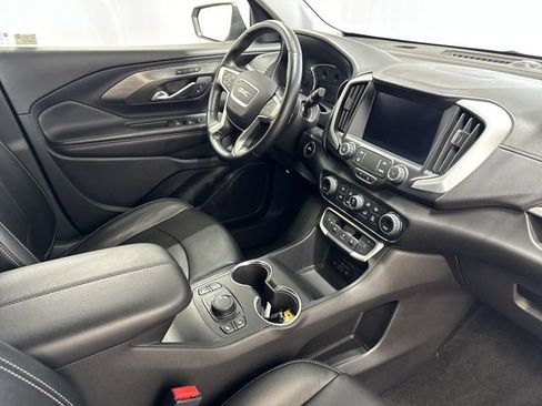 Certified 2024 GMC Terrain SLT FWD image 27