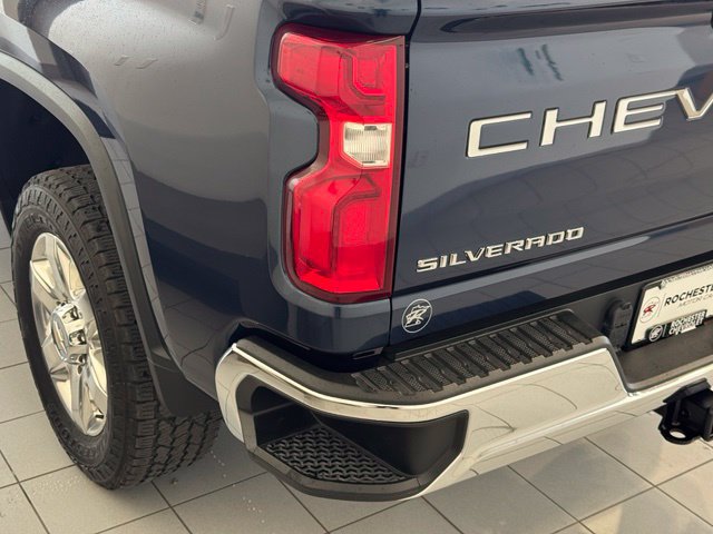 Used 2021 Chevrolet Silverado 2500 LTZ AWD/4WD image 47