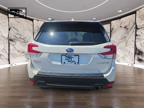 Used 2021 Subaru Forester Limited AWD/4WD image 6
