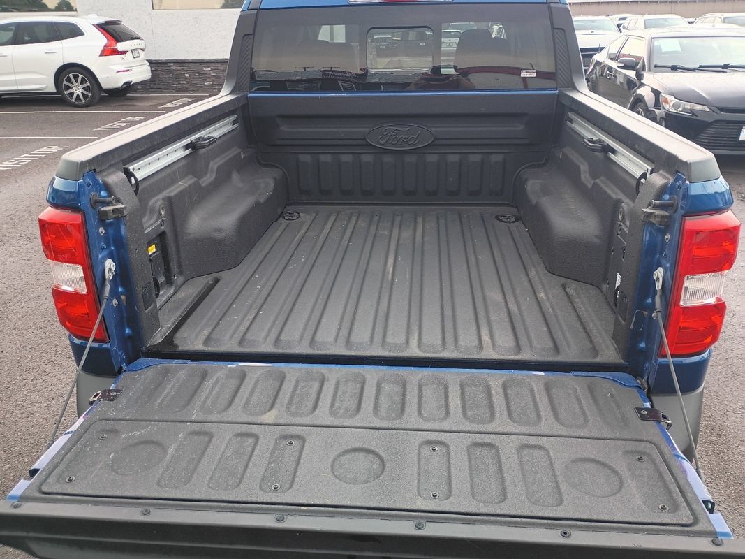 Used 2024 Ford Maverick Lariat w/ FX4 Off-Road Package AWD/4WD image 13