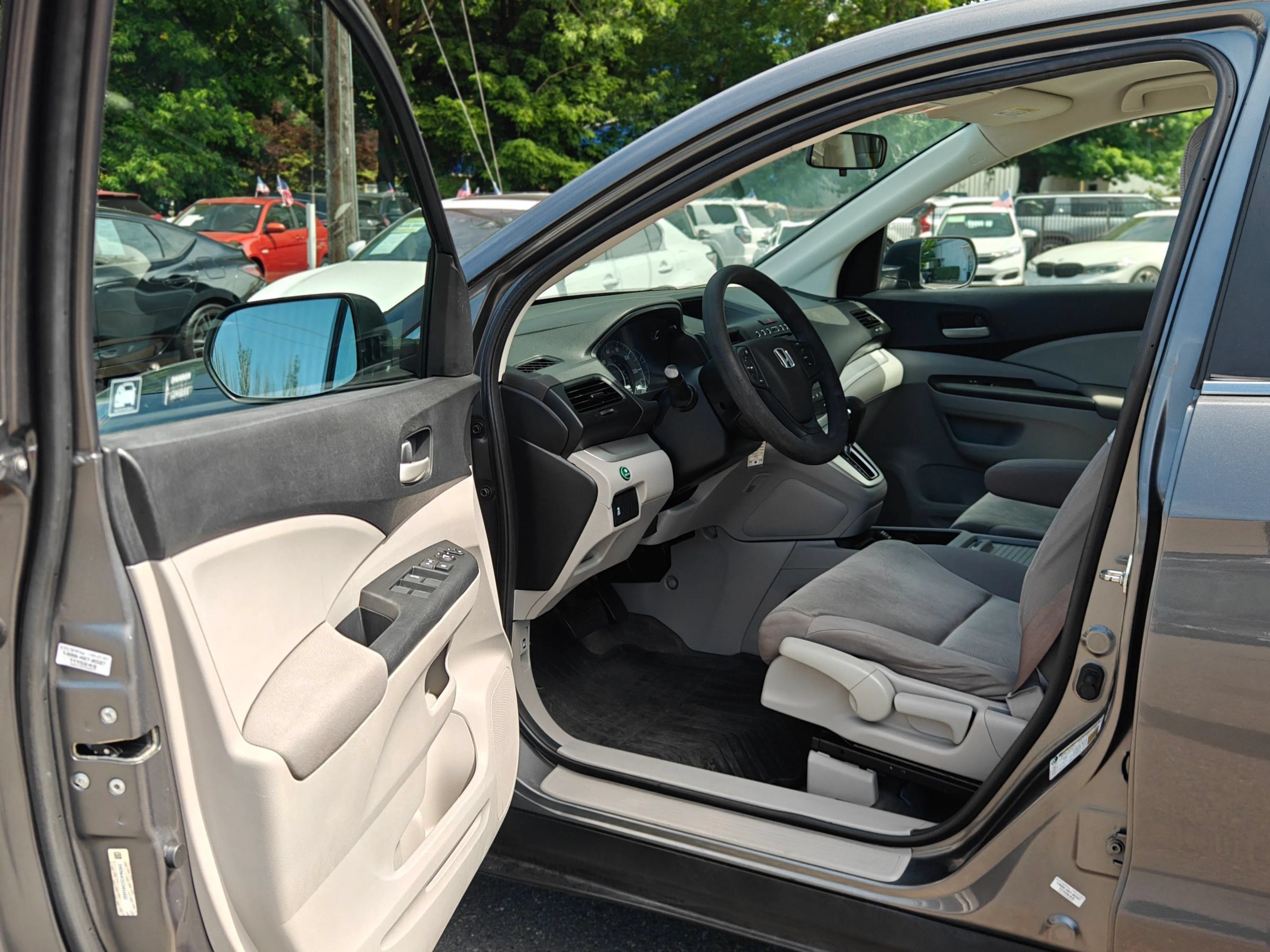 Used 2012 Honda CR-V LX image 11
