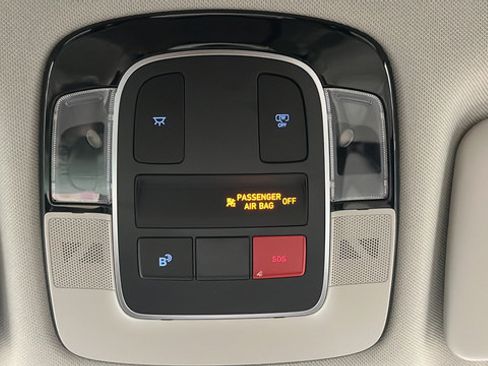 Used 2025 Hyundai Tucson SEL AWD/4WD image 34