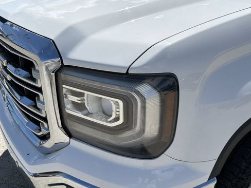 Used 2018 GMC Sierra 1500 SLT AWD/4WD image 8