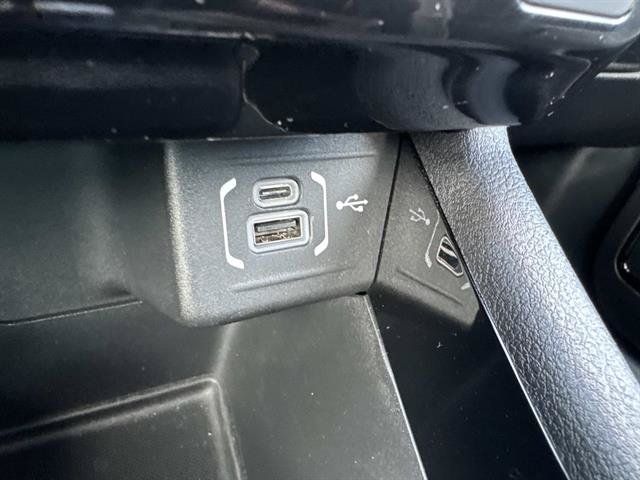 Used 2022 Jeep Compass Limited AWD/4WD image 18