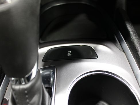Used 2020 Chevrolet Malibu LT FWD image 19