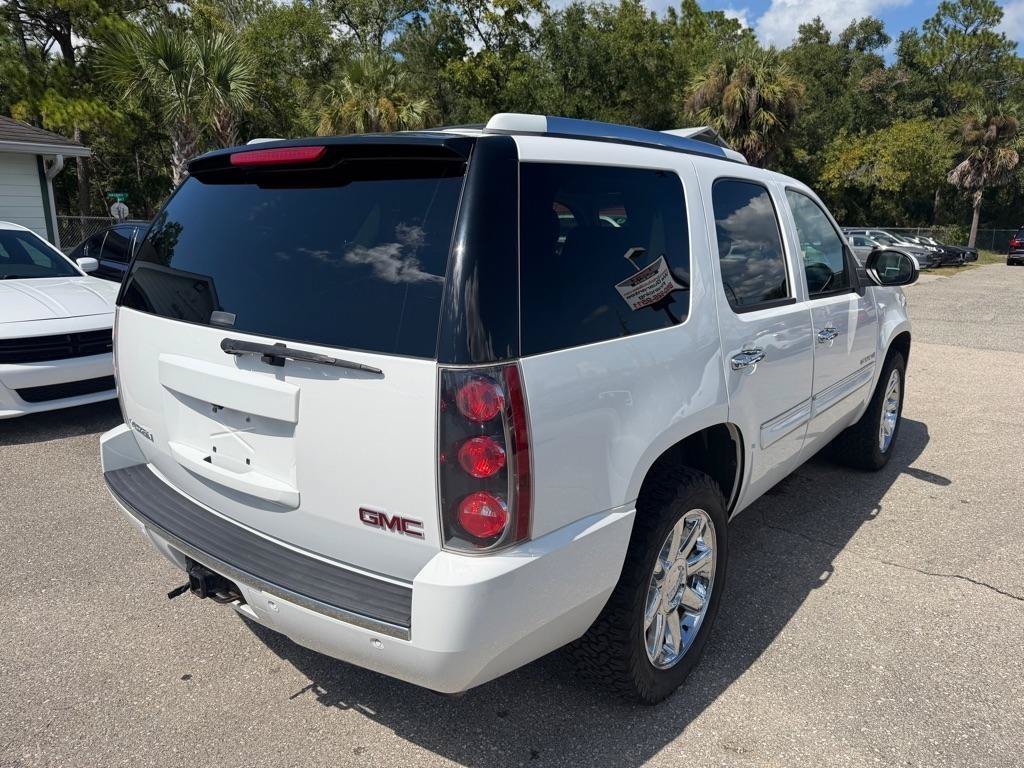 Used 2007 GMC Yukon Denali AWD/4WD image 5
