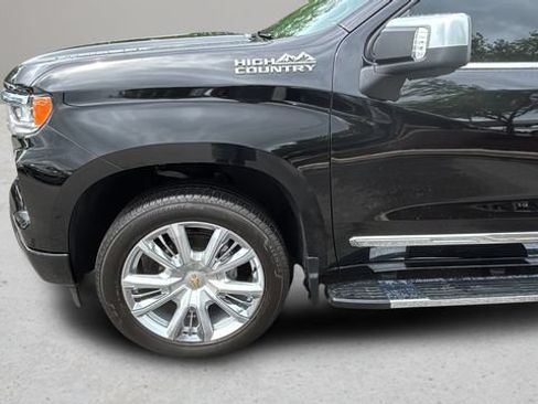 Used 2024 Chevrolet Silverado 1500 High Country w/ High Country Premium Package AWD/4WD image 37