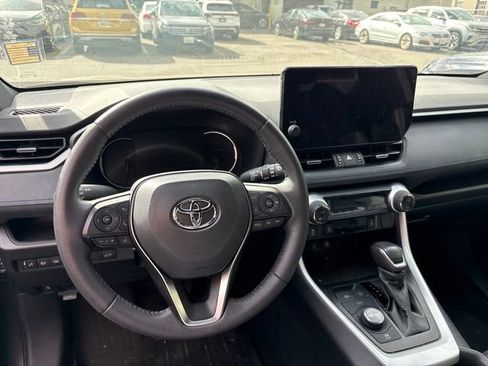 Used 2025 Toyota RAV4 XSE w/ Weather Package AWD/4WD image 6
