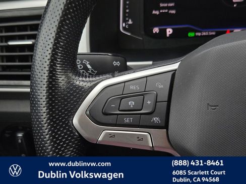 Used 2022 Volkswagen Atlas SEL Premium AWD/4WD image 24