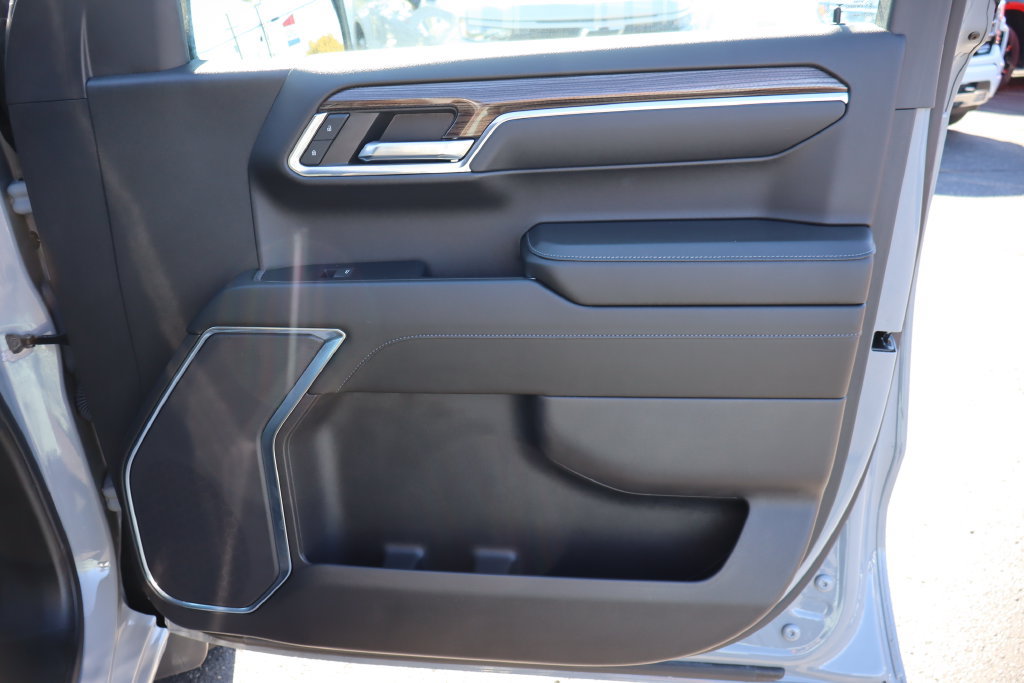 Used 2024 Chevrolet Silverado 1500 RST w/ LPO, Liner Protection Package AWD/4WD image 21