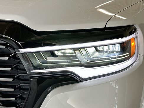 Used 2025 RAM 1500 Tungsten w/ Off Road Group image 31