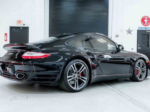 Used 2012 Porsche 911 Turbo image 5