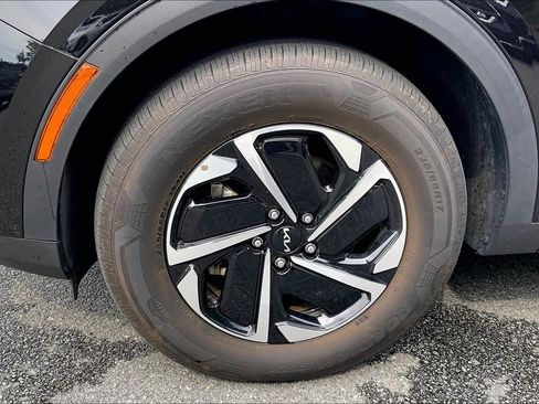 Used 2023 Kia Sportage LX AWD/4WD image 10