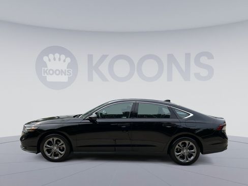 Used 2024 Honda Accord EX image 2