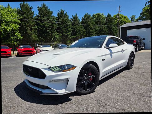 Used 2019 Ford Mustang GT w/ Black Accent Package RWD image 1