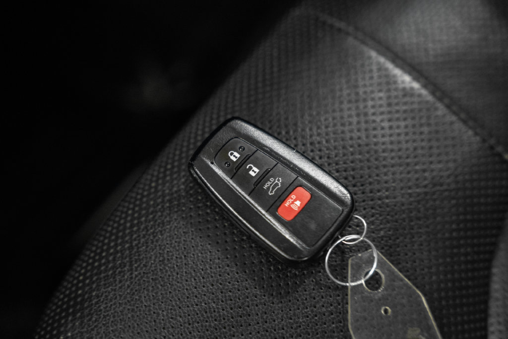 Used 2021 Toyota Highlander Platinum AWD/4WD image 49