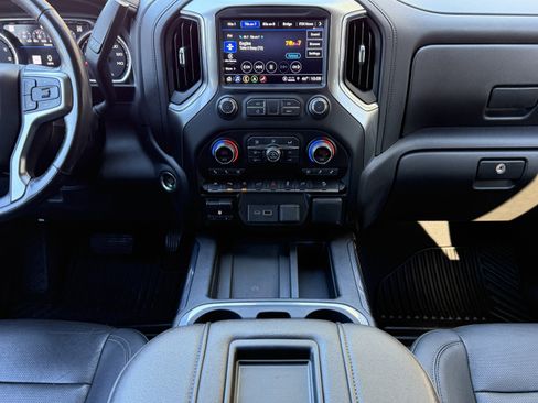 Used 2021 Chevrolet Silverado 1500 LTZ w/ LTZ Premium Package image 9