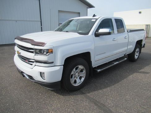 Used 2017 Chevrolet Silverado 1500 LTZ Z71 w/ LTZ Plus Package AWD/4WD image 1