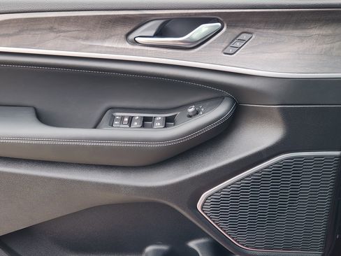 New 2026 Jeep Grand Cherokee Limited Reserve image 17