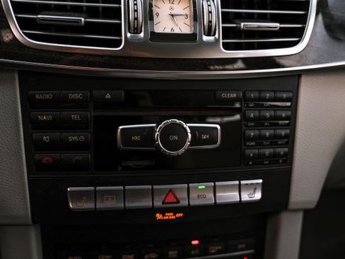 Used 2015 Mercedes-Benz E 350 E 350 w/ Premium 1 Package image 26