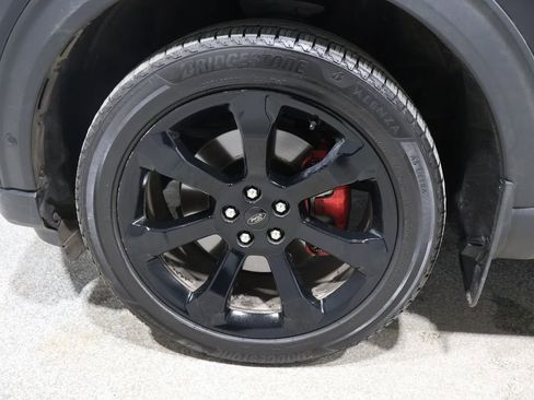 Used 2022 Ford Explorer ST w/ Equipment Group 401A image 9