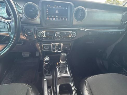 Used 2020 Jeep Wrangler Unlimited Sport AWD/4WD image 14
