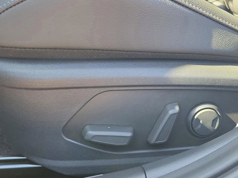 New 2026 Hyundai Elantra Limited image 19