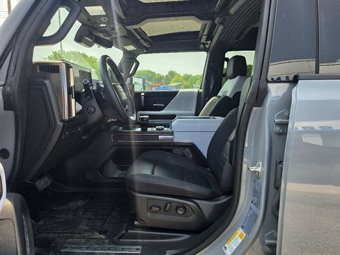 Used 2025 GMC Hummer EV 3X AWD/4WD image 5