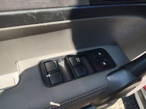 Used 2011 Honda CR-V EX-L image 8