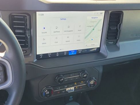 Used 2025 Ford Bronco Big Bend image 8