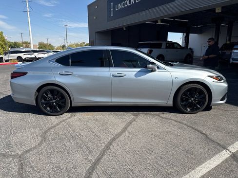 Used 2024 Lexus ES 350 F Sport w/ Accessory Package (Z1) FWD image 4
