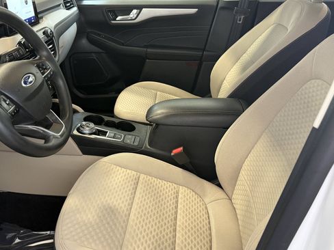 Used 2021 Ford Escape SE FWD image 24